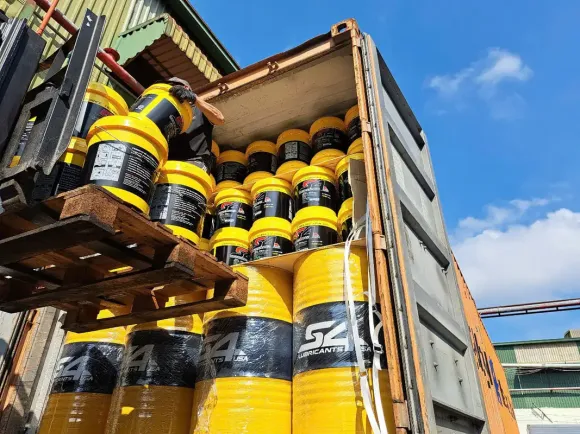 Nhận biết dấu hiệu xe máy hết nhớt và cách khắc phục